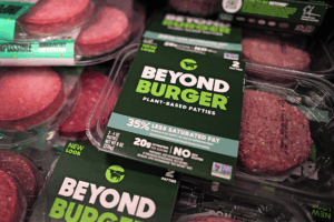 Beyond Meat: Una inversión revolucionaria en el mercado de alimentos veganos que impacta Wall Street