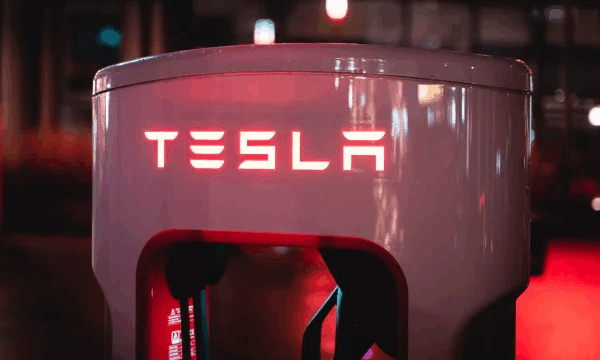 Tesla: La inversión en movilidad eléctrica e innovación tecnológica que sigue liderando en 2025